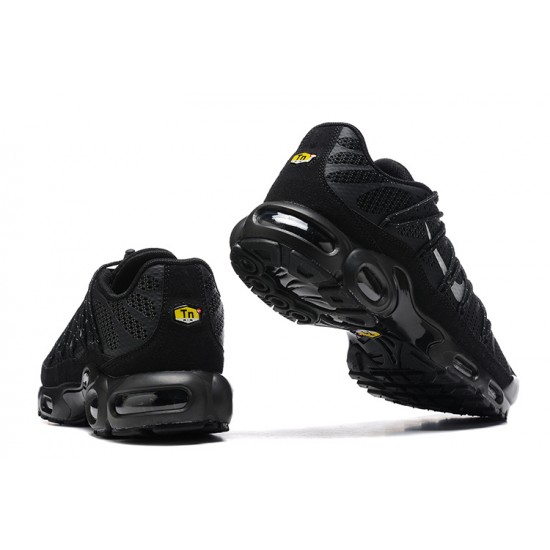 Kixify Air Max Plus Utility (M) Black Shoes